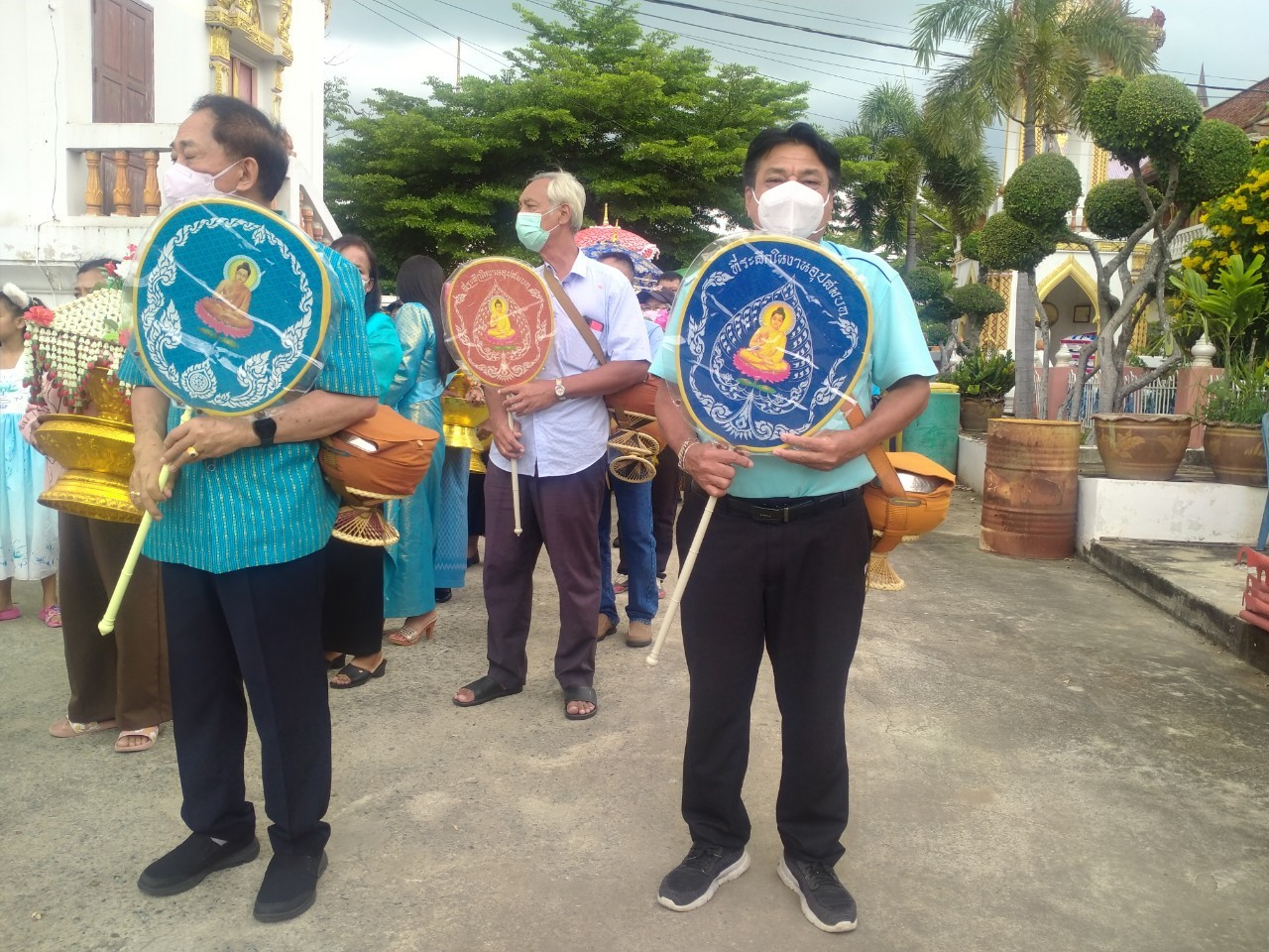 title - พิธีบรรชาอุปสมบทเฉลิมพระเกียรติสมเด็จพระนางเจ้าสิริกิติ์ พระบรมราชินีนาถ พระบรมราชชนนีพันปีหลวง เนื่องในโอกาสมหามงคลเฉลิมพระชนมพรรษา 90 พรรษา 12 สิงหาคม 2565